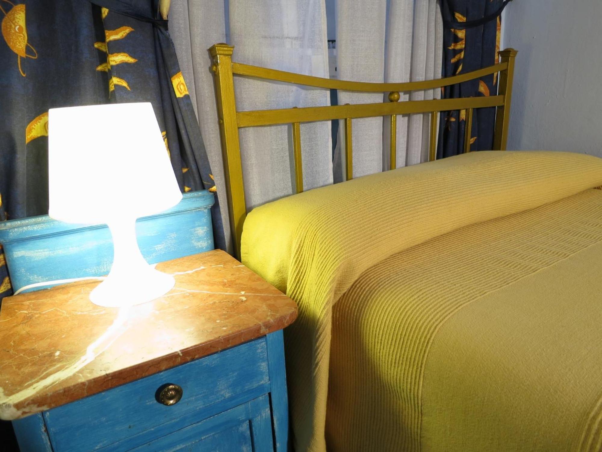 Hostal Horizonte Madrid "Check-In On-Line Recepcion 14H-23H" — Fotos 2